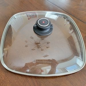 Swiss Diamond 11” x 11” Square Tempered Glass Lid